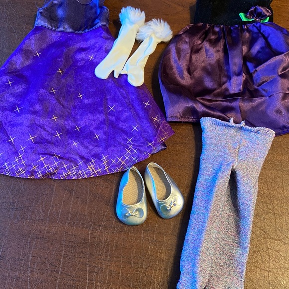 American Girl/Our Generation; 6 outfits and accessories! - Picture 2 of 4